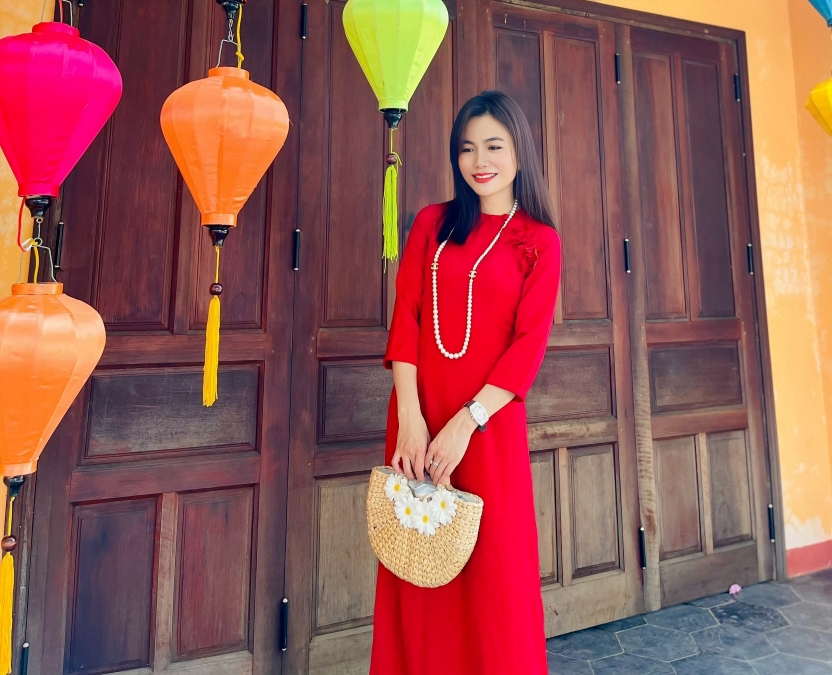 Ao Dai & Conical Hats | Northern Vietnam's Stylish Traditions ...